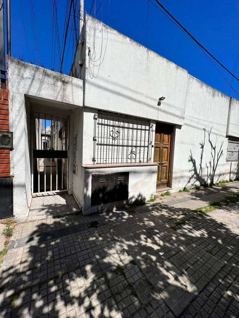 PH en Venta en La Plata