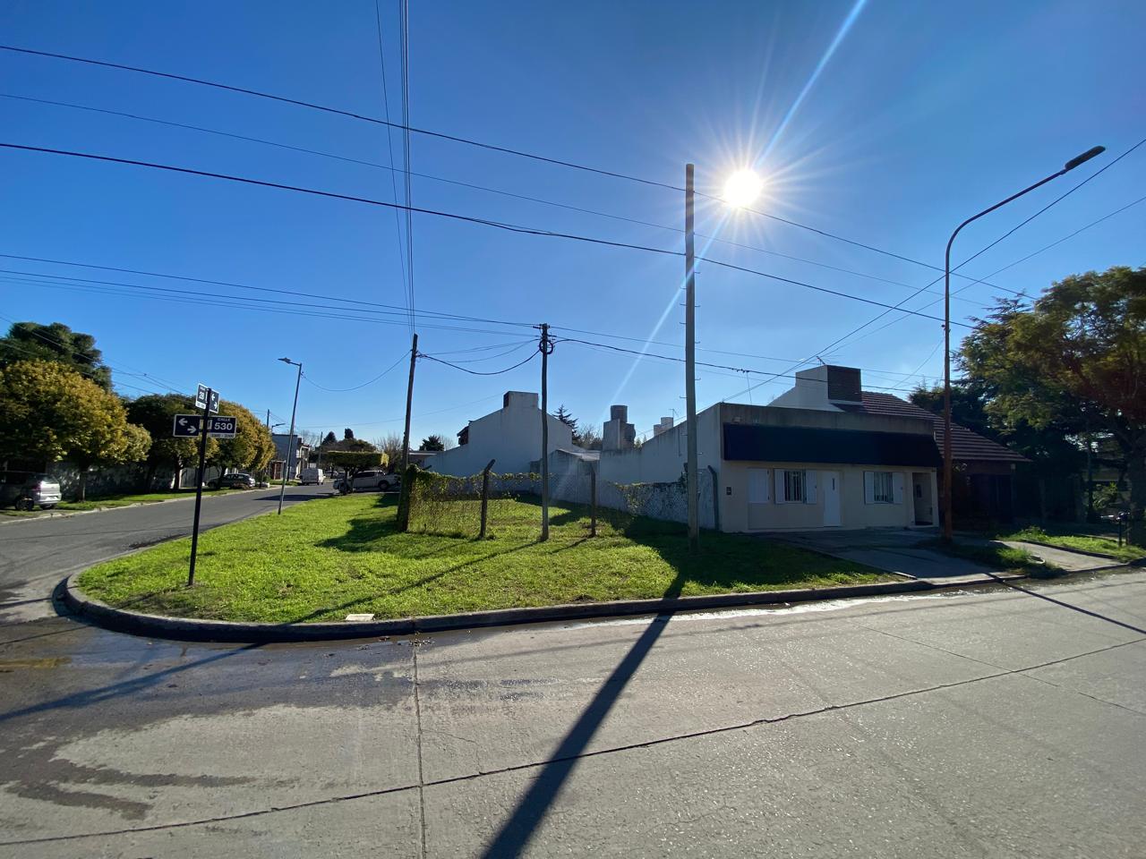 Terrenos y Lotes en Venta en La Cumbre (La Plata)