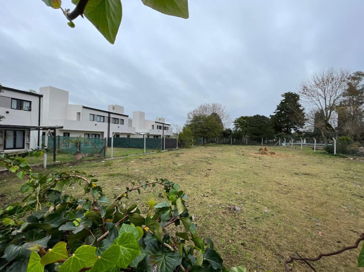 Terrenos y Lotes en Venta en Villa Elisa