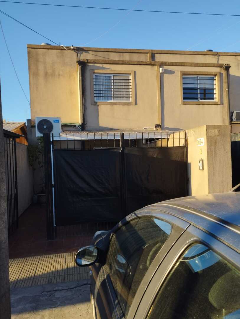 Duplex en Venta en Los Hornos