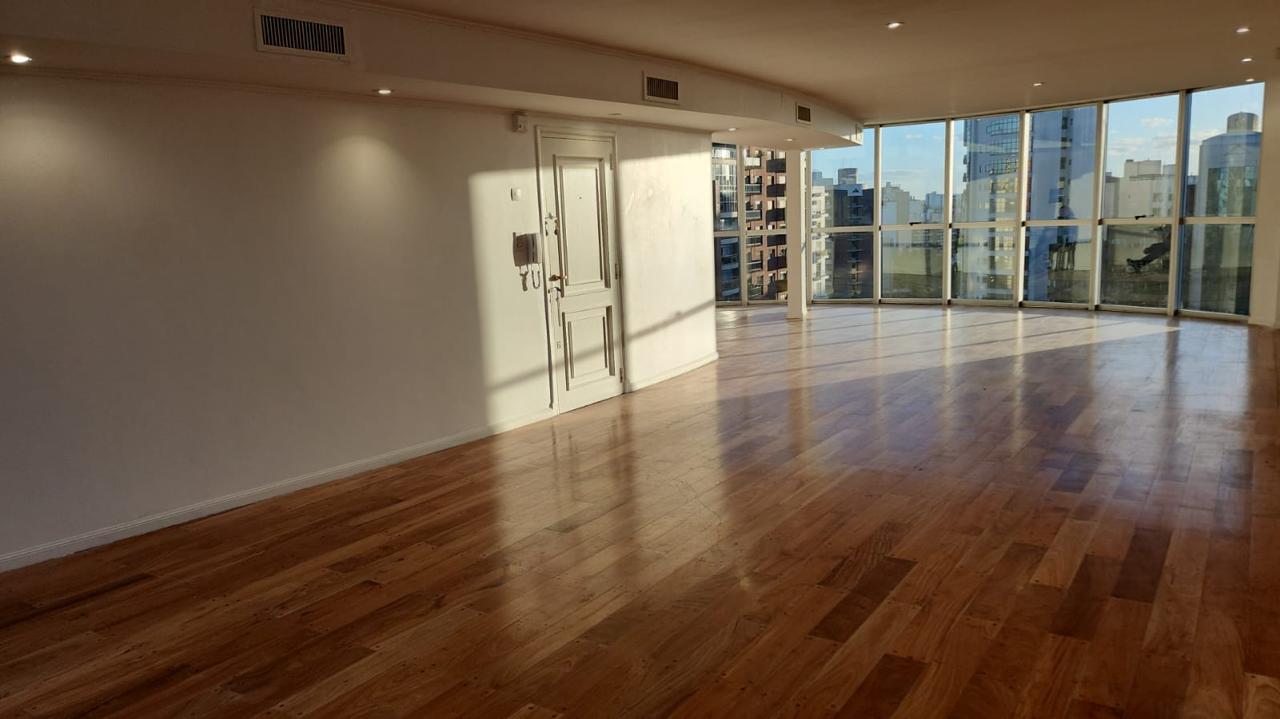 Oficina en Venta en La Plata