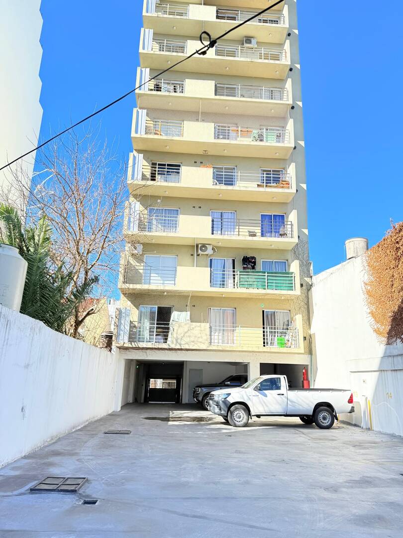 Cochera en Venta en La Plata