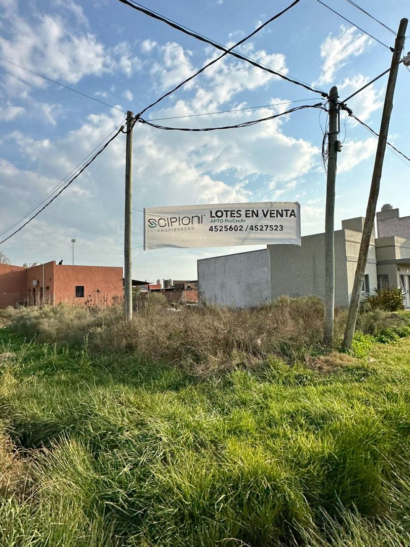 Terrenos y Lotes en Venta en Arana